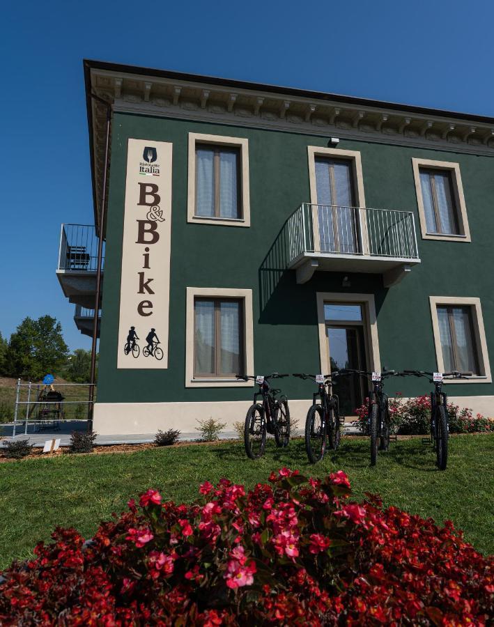 B & Bike Di Ristorante Italia Mombello Monferrato ภายนอก รูปภาพ