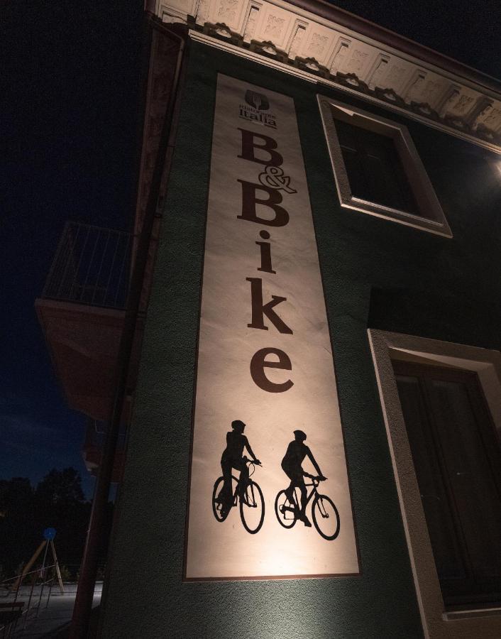 B & Bike Di Ristorante Italia Mombello Monferrato ภายนอก รูปภาพ
